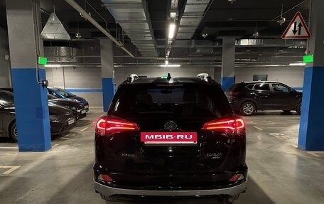 Toyota RAV4, 2017 год, 2 600 000 рублей, 5 фотография