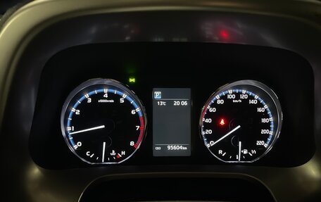 Toyota RAV4, 2017 год, 2 600 000 рублей, 13 фотография