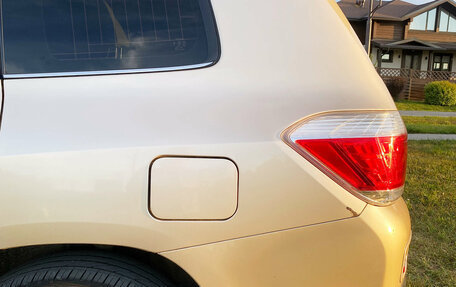 Toyota Highlander III, 2012 год, 1 750 000 рублей, 8 фотография