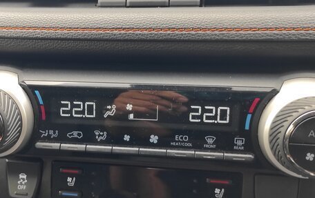 Toyota RAV4, 2019 год, 2 650 000 рублей, 17 фотография
