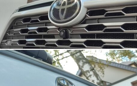 Toyota RAV4, 2022 год, 3 980 000 рублей, 11 фотография