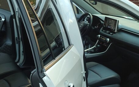 Toyota RAV4, 2022 год, 3 980 000 рублей, 23 фотография