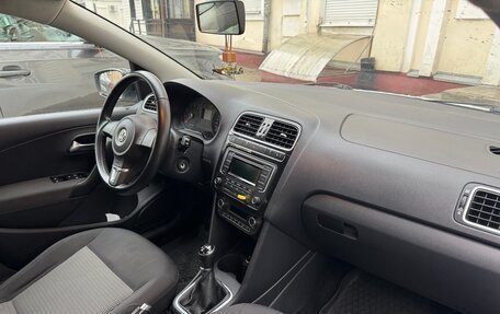 Volkswagen Polo VI (EU Market), 2014 год, 900 000 рублей, 4 фотография
