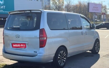 Hyundai Grand Starex Grand Starex I рестайлинг 2, 2009 год, 950 000 рублей, 4 фотография