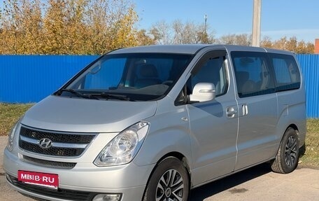 Hyundai Grand Starex Grand Starex I рестайлинг 2, 2009 год, 950 000 рублей, 3 фотография