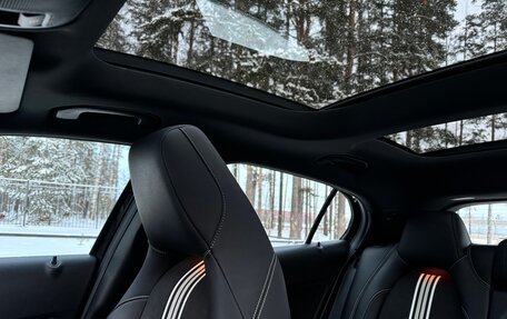 Mercedes-Benz GLA, 2018 год, 2 800 000 рублей, 19 фотография
