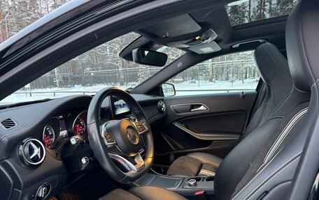 Mercedes-Benz GLA, 2018 год, 2 800 000 рублей, 12 фотография