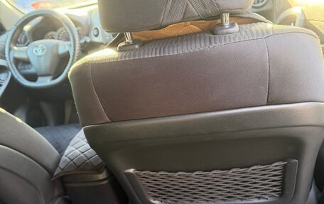 Toyota RAV4, 2011 год, 1 230 000 рублей, 21 фотография