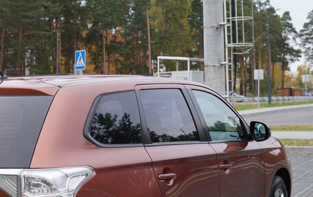 Mitsubishi Outlander III рестайлинг 3, 2013 год, 1 200 000 рублей, 3 фотография