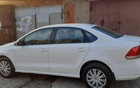Volkswagen Polo VI (EU Market), 2013 год, 475 000 рублей, 5 фотография