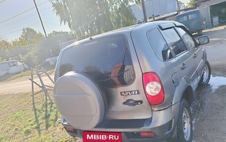 Chevrolet Niva I рестайлинг, 2012 год, 345 000 рублей, 5 фотография