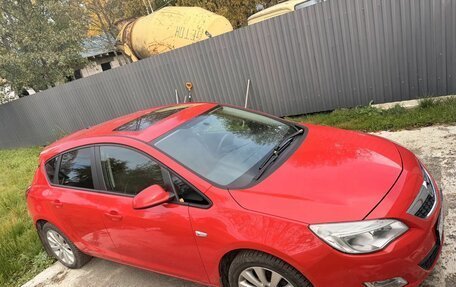 Opel Astra J, 2011 год, 750 000 рублей, 4 фотография