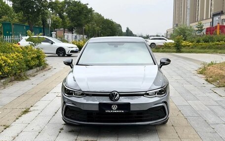 Volkswagen Golf VIII, 2023 год, 1 690 032 рублей, 2 фотография