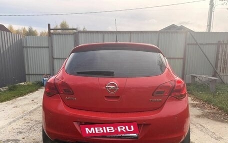 Opel Astra J, 2011 год, 750 000 рублей, 5 фотография