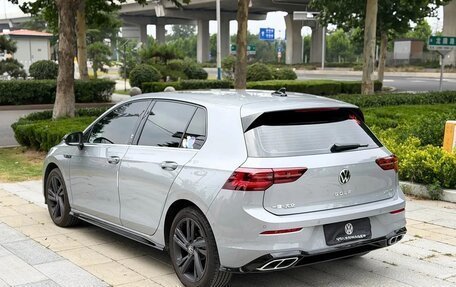 Volkswagen Golf VIII, 2023 год, 1 690 032 рублей, 4 фотография