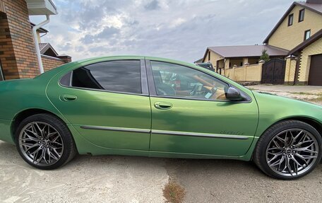 Chrysler Concorde II, 2000 год, 300 000 рублей, 4 фотография