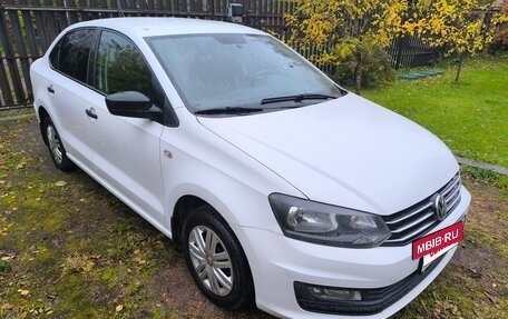 Volkswagen Polo VI (EU Market), 2017 год, 800 000 рублей, 3 фотография