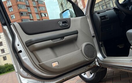 Nissan X-Trail, 2005 год, 550 000 рублей, 14 фотография