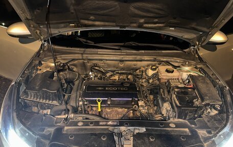 Chevrolet Cruze II, 2012 год, 800 000 рублей, 9 фотография