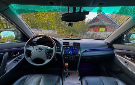 Toyota Camry, 2008 год, 900 000 рублей, 11 фотография