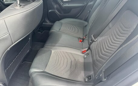 Mercedes-Benz CLA, 2023 год, 3 050 000 рублей, 9 фотография