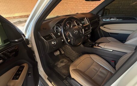 Mercedes-Benz M-Класс, 2012 год, 2 000 000 рублей, 2 фотография