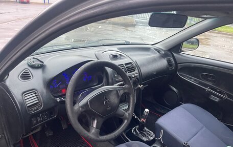 Mitsubishi Carisma I, 1998 год, 100 000 рублей, 5 фотография