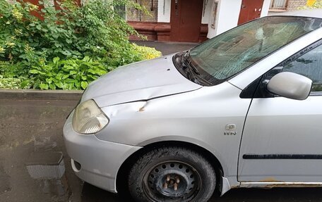 Toyota Corolla, 2004 год, 290 000 рублей, 4 фотография