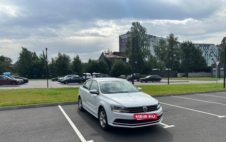 Volkswagen Jetta VI, 2016 год, 1 595 000 рублей, 3 фотография