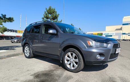 Mitsubishi Outlander III рестайлинг 3, 2012 год, 1 400 000 рублей, 3 фотография