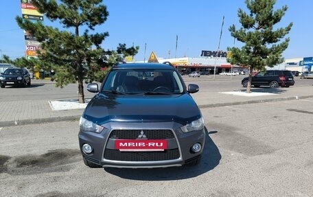 Mitsubishi Outlander III рестайлинг 3, 2012 год, 1 400 000 рублей, 2 фотография