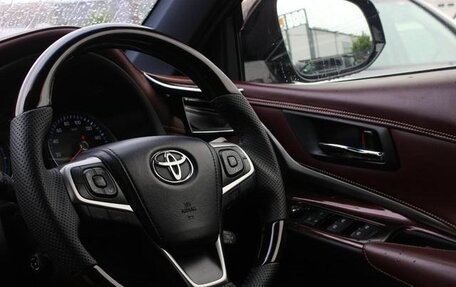 Toyota Harrier, 2017 год, 2 075 000 рублей, 8 фотография