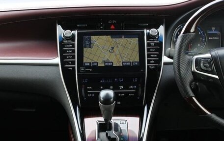 Toyota Harrier, 2017 год, 2 075 000 рублей, 10 фотография