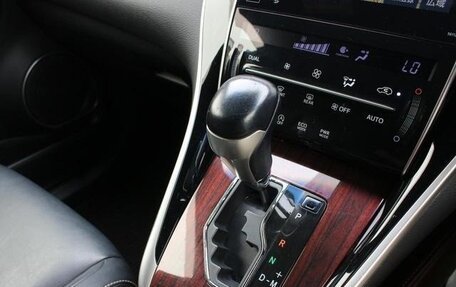 Toyota Harrier, 2017 год, 2 075 000 рублей, 15 фотография