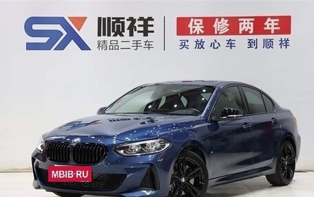 BMW 1 серия, 2022 год, 1 288 000 рублей, 2 фотография