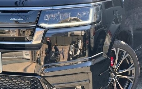 Honda Stepwgn, 2023 год, 2 410 000 рублей, 3 фотография