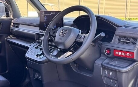Honda Stepwgn, 2023 год, 2 410 000 рублей, 12 фотография
