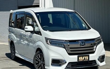 Honda Stepwgn IV, 2018 год, 1 570 005 рублей, 3 фотография
