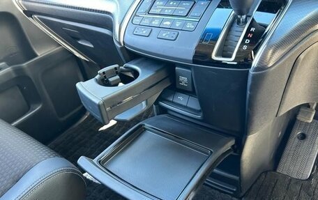 Honda Stepwgn IV, 2018 год, 1 570 005 рублей, 15 фотография