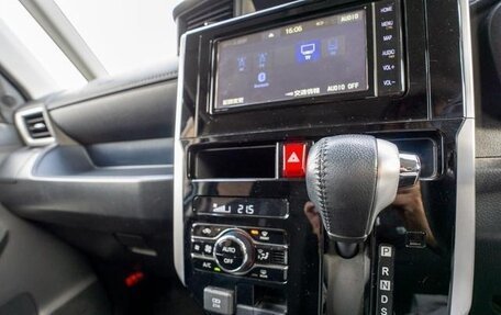 Toyota Roomy I, 2022 год, 920 004 рублей, 7 фотография