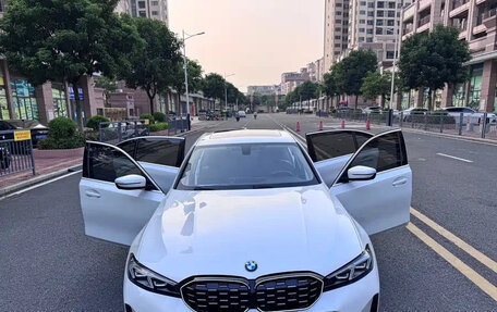 BMW 3 серия, 2023 год, 2 600 000 рублей, 11 фотография