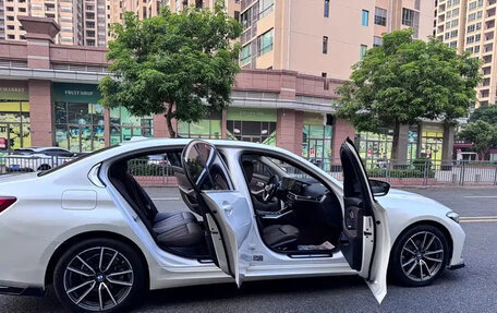 BMW 3 серия, 2023 год, 2 600 000 рублей, 16 фотография