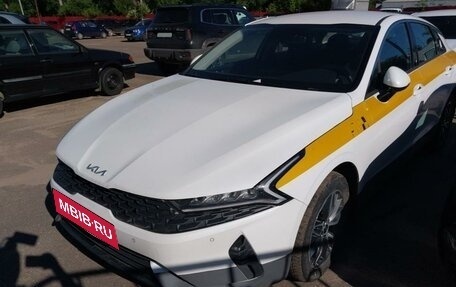 KIA K5, 2023 год, 1 710 000 рублей, 2 фотография