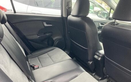 Honda Insight II рестайлинг, 2014 год, 741 000 рублей, 23 фотография