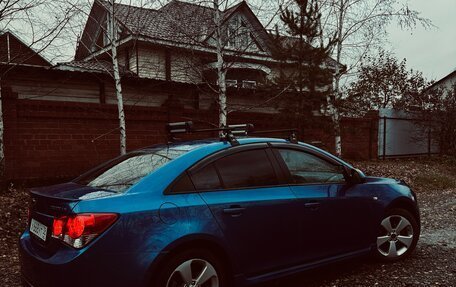 Chevrolet Cruze II, 2011 год, 680 000 рублей, 3 фотография