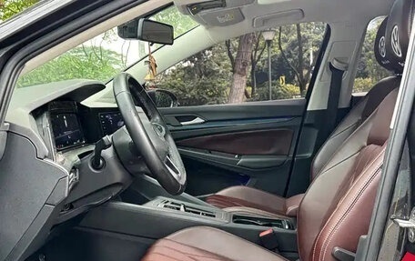 Volkswagen Golf VIII, 2023 год, 1 550 000 рублей, 7 фотография