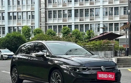 Volkswagen Golf VIII, 2023 год, 1 550 000 рублей, 3 фотография