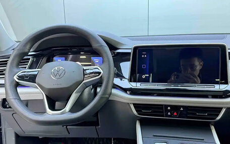 Volkswagen Teramont I, 2024 год, 5 150 000 рублей, 15 фотография