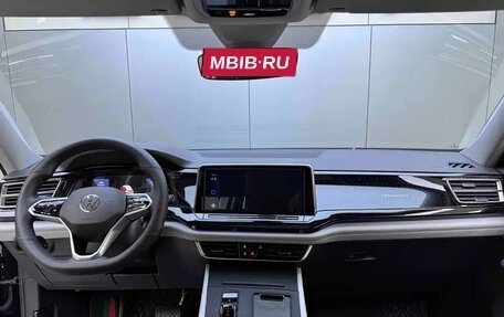 Volkswagen Teramont I, 2024 год, 5 150 000 рублей, 14 фотография