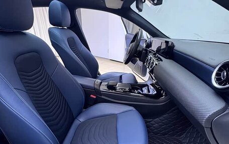 Mercedes-Benz A-Класс, 2022 год, 1 350 000 рублей, 17 фотография